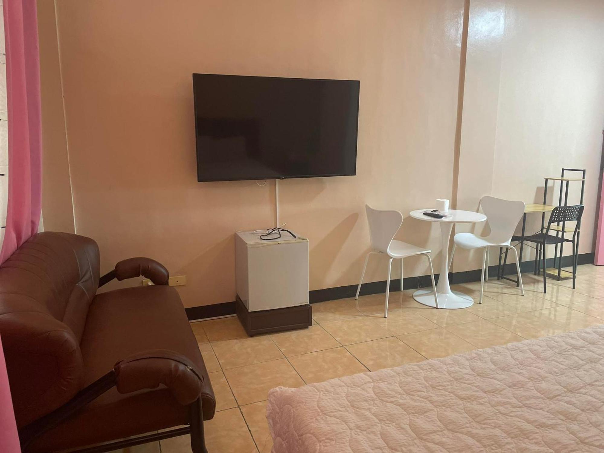 Hotel Good Day Angeles Bagian luar foto