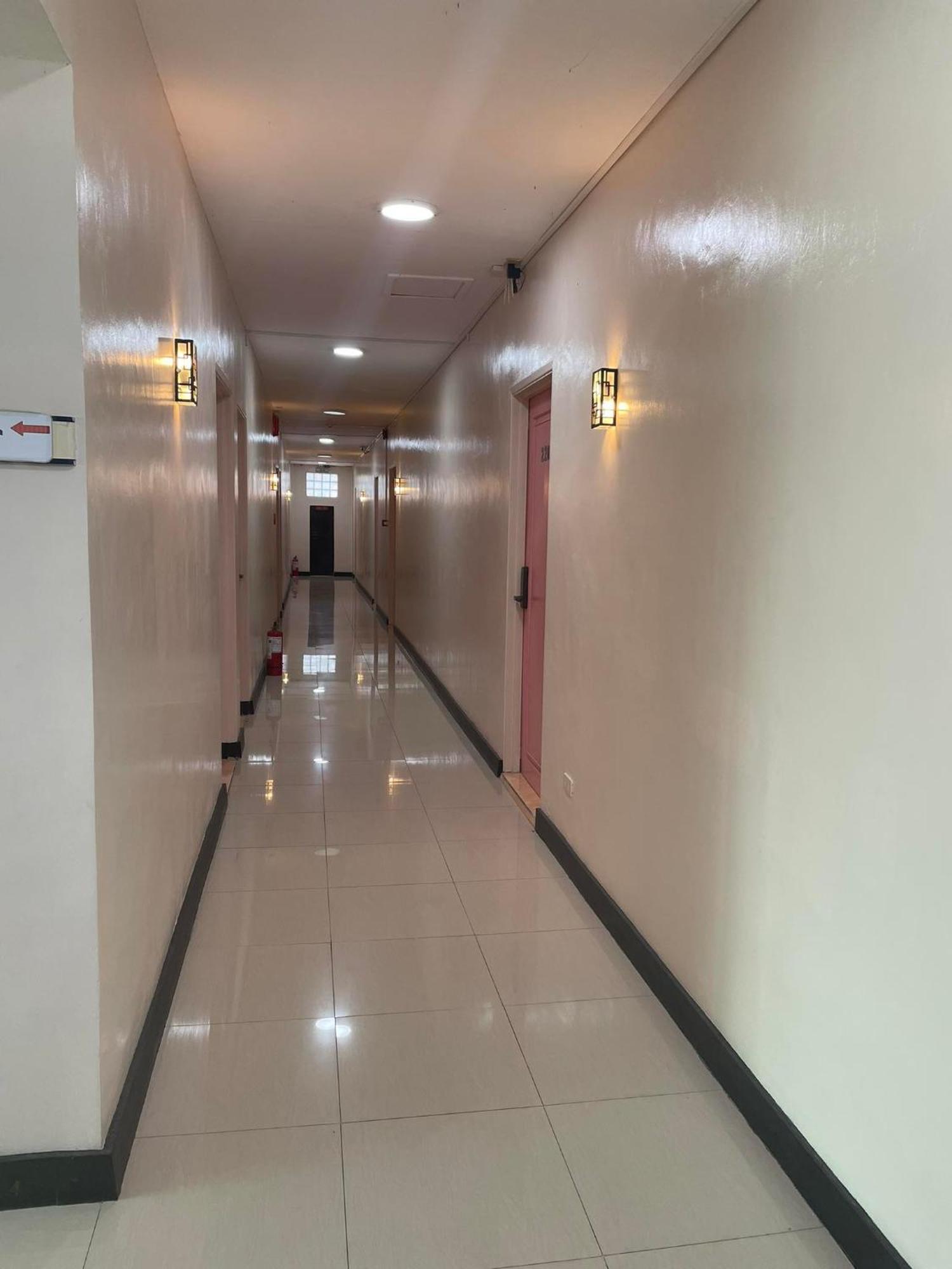 Hotel Good Day Angeles Bagian luar foto