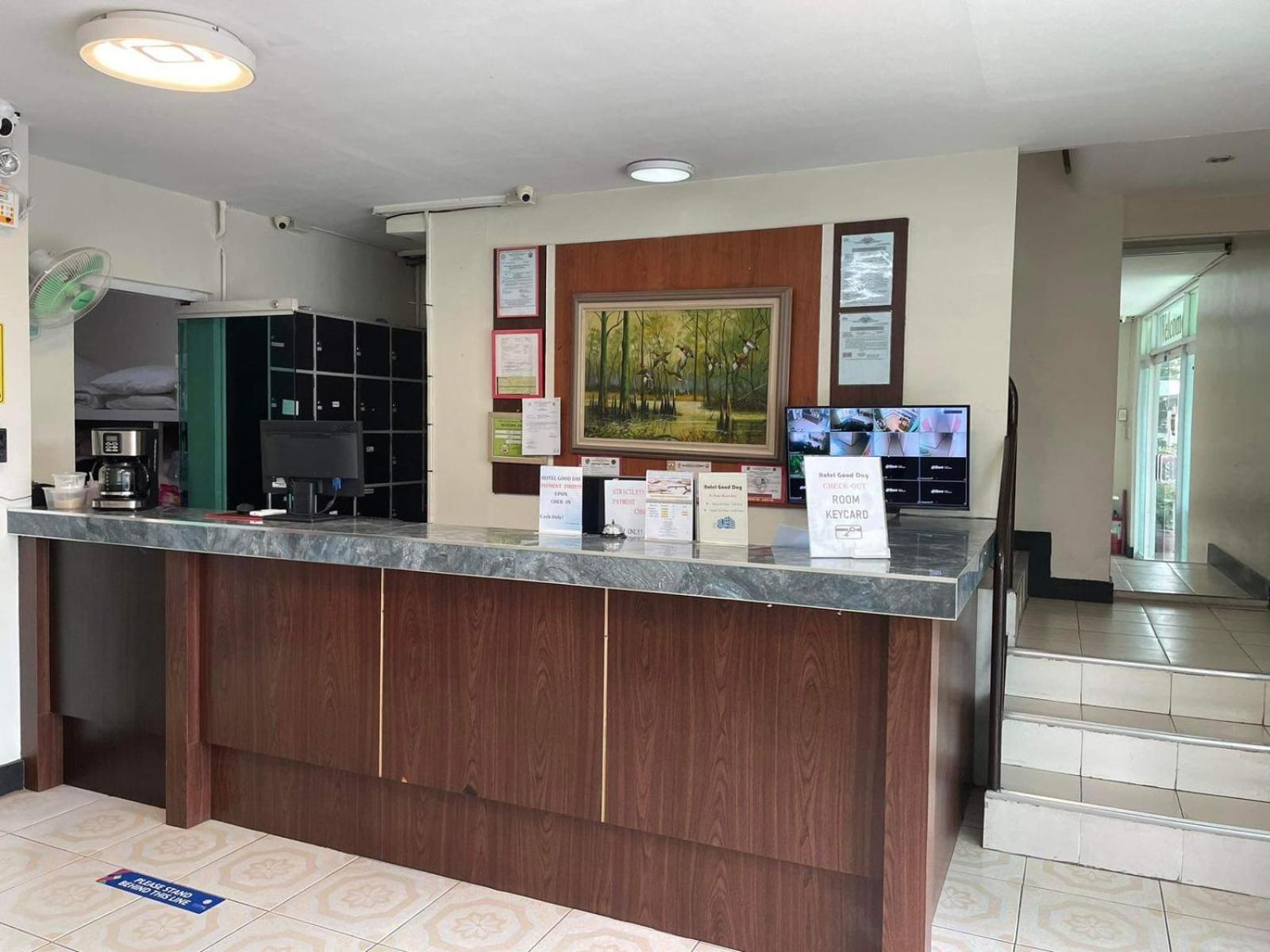 Hotel Good Day Angeles Bagian luar foto